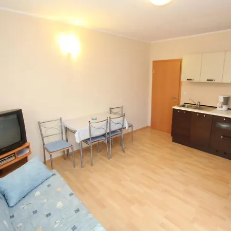 Casa Auro * ميدولين